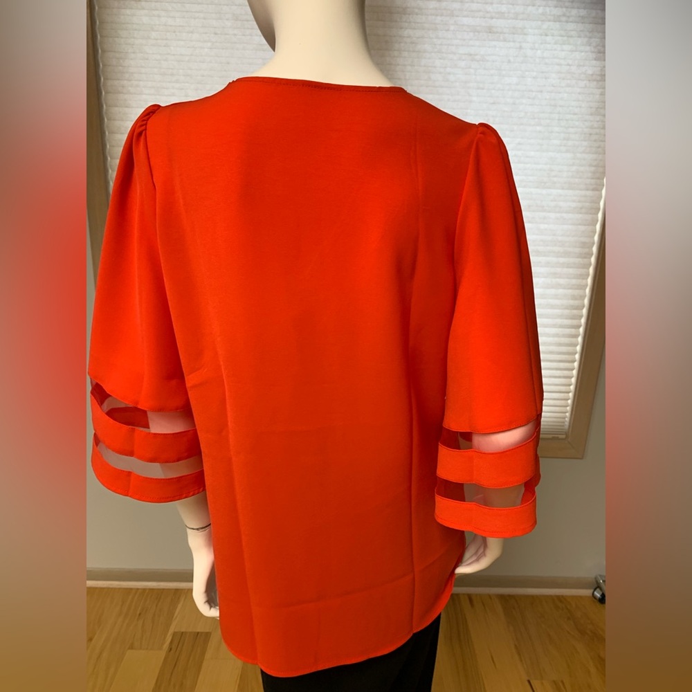 Ladies Blouse Top. New Size M - Picture 2 of 5